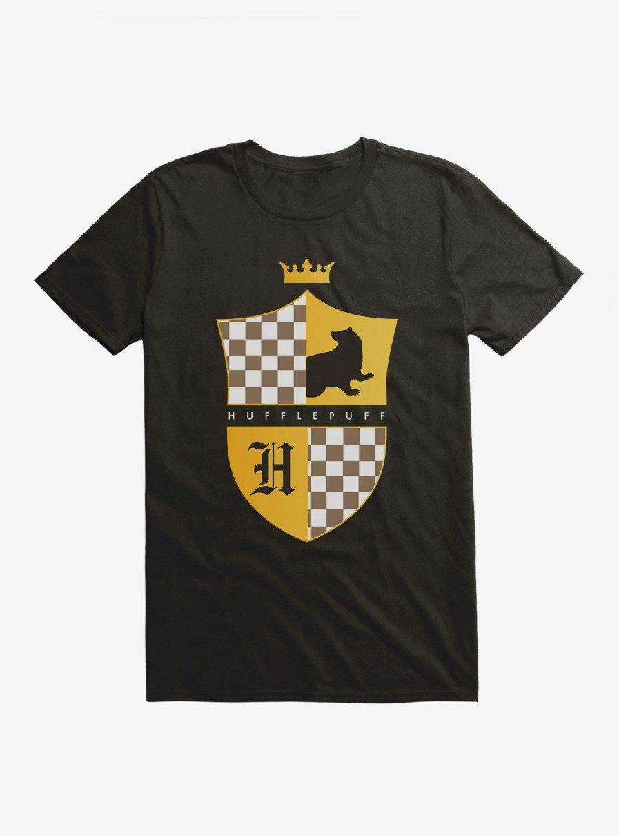 Clothing * | Online Sale Harry Potter Hufflepuff Coat Of Arms T-Shirt