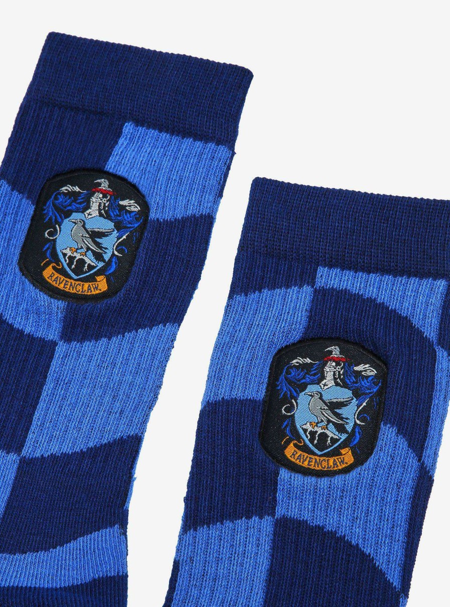 Accessories * | Latest Harry Potter Ravenclaw Crest Wavy Checkered Crew Socks Boxlunch Exclusive