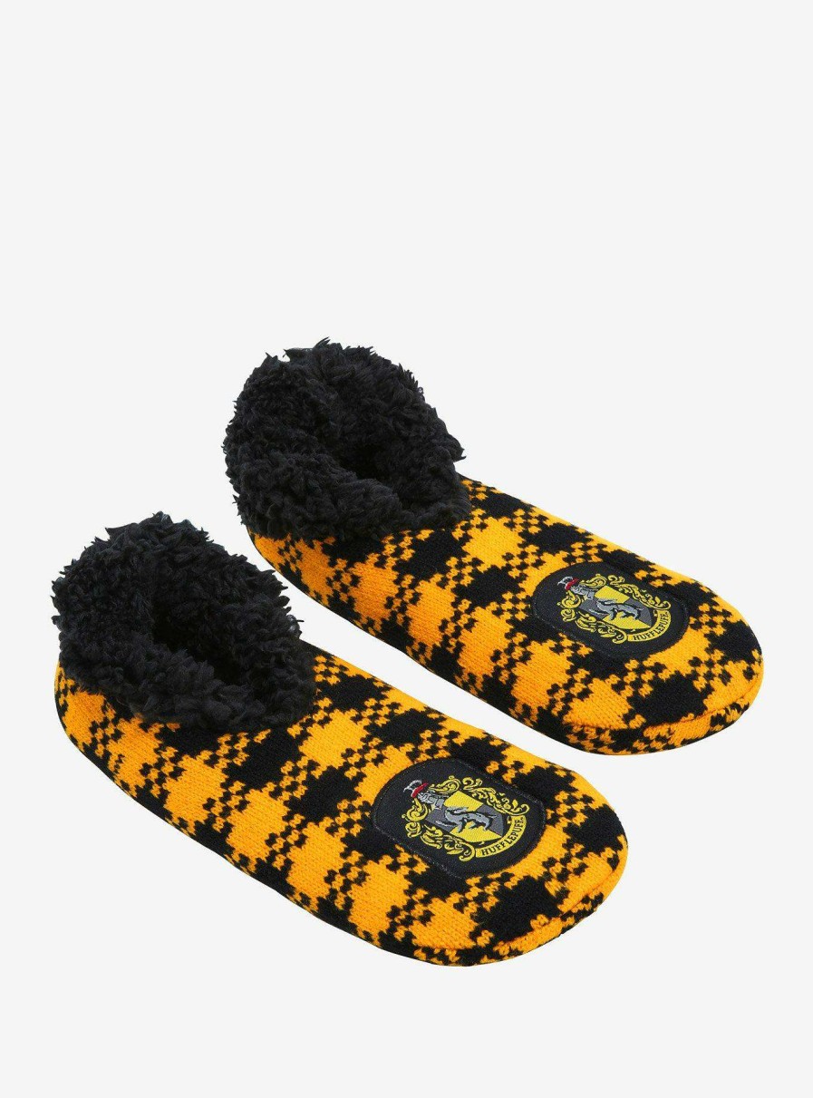 Accessories * | Quick Expedition Harry Potter Hufflepuff Plaid Fleece Slipper Socks Boxlunch Exclusive